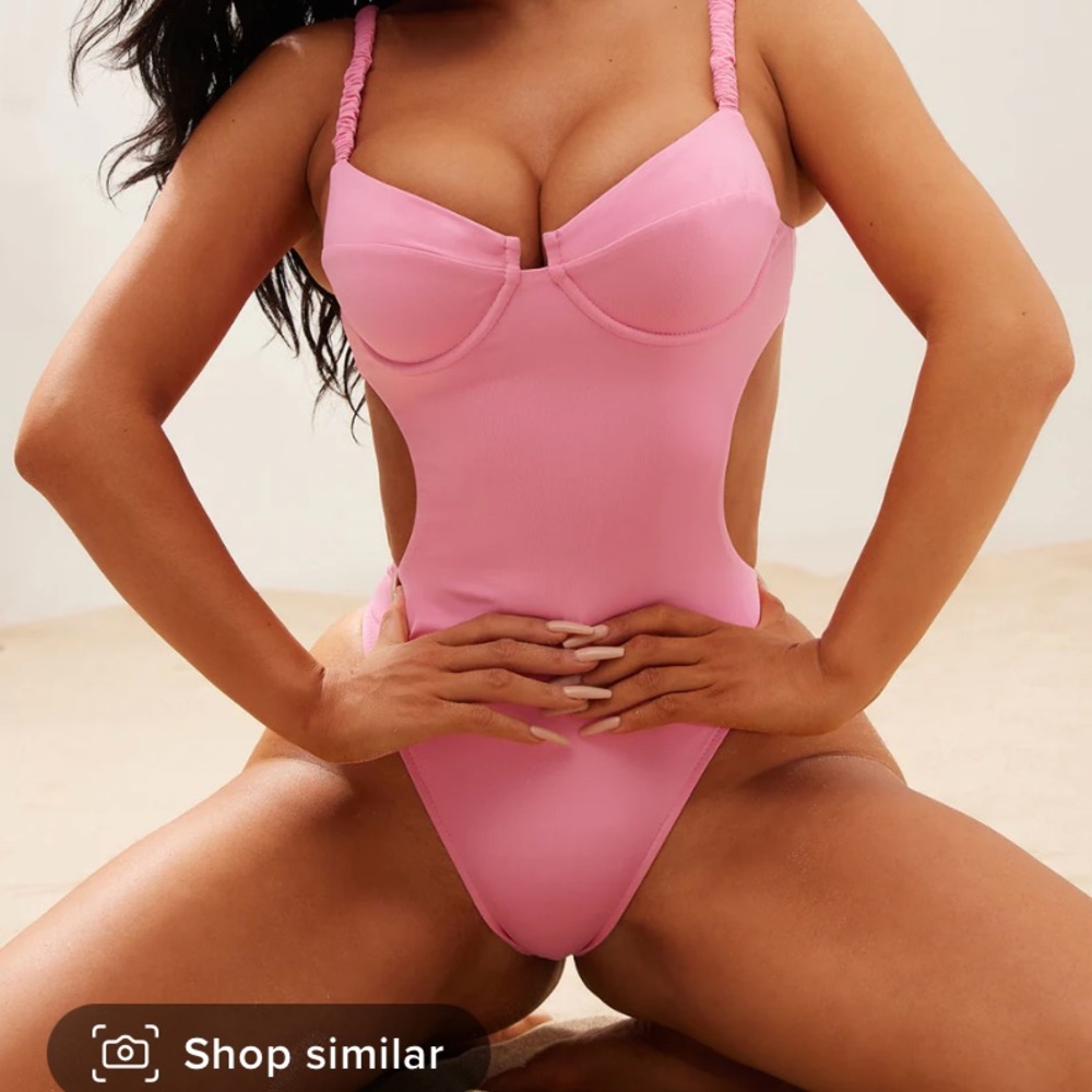 Fashion Nova pink size small 1 piece